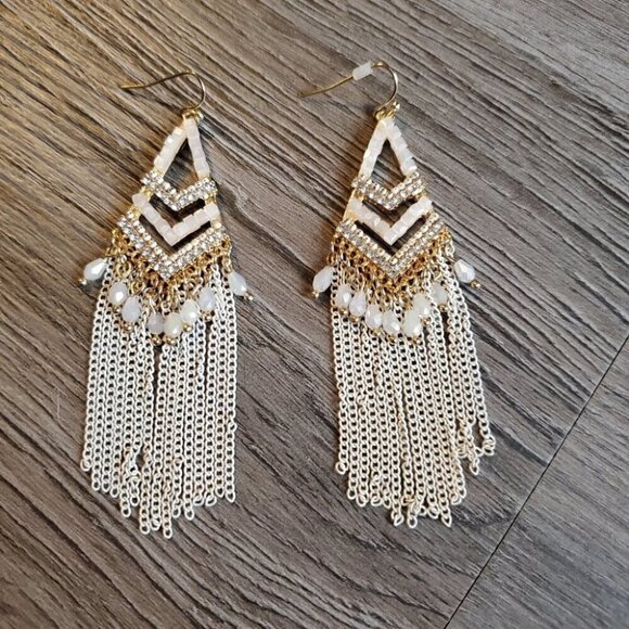 Earrings - Picture 1 of 6